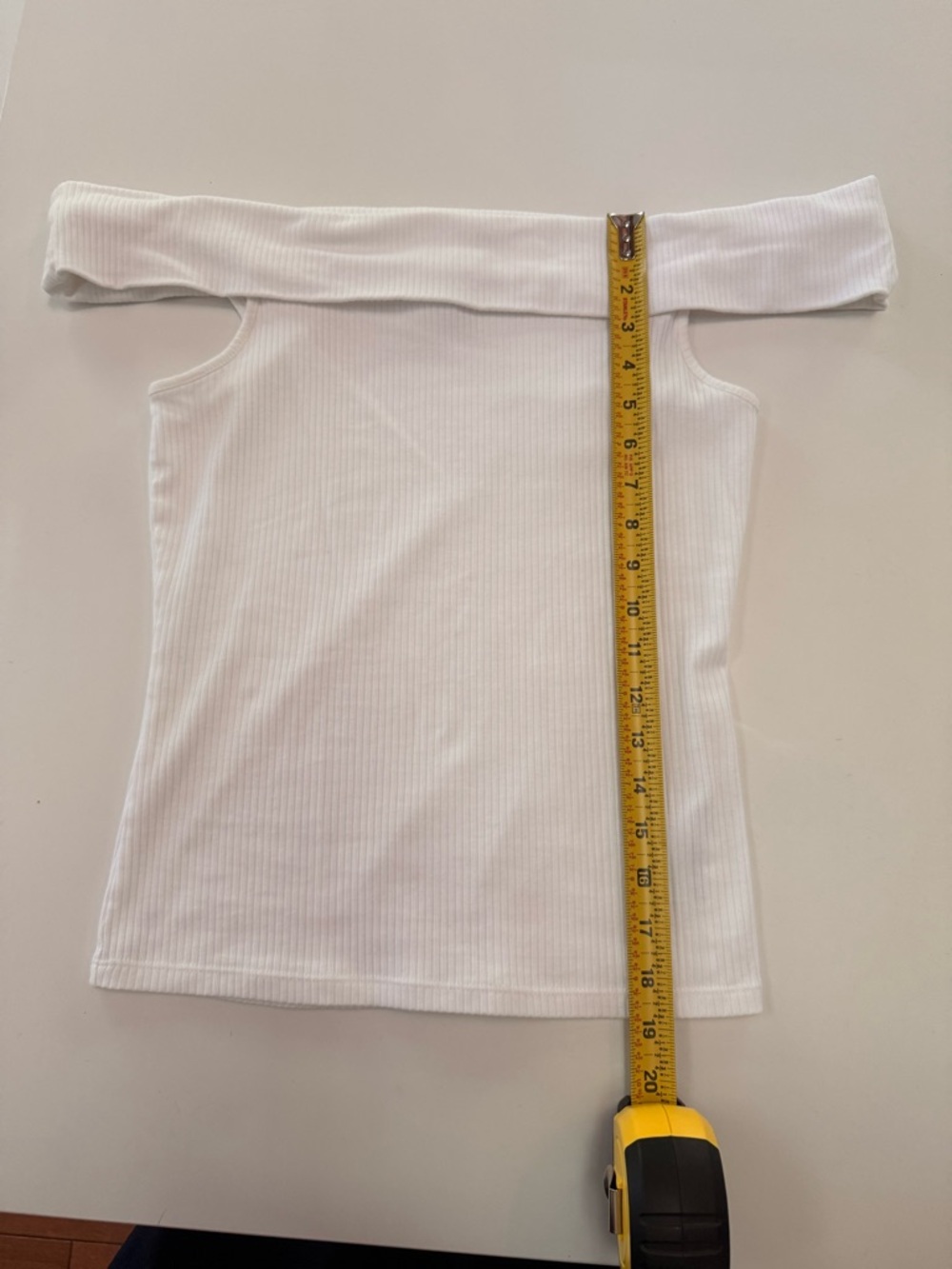 Off-Shoulder Ribbed White Shirt - Picture 6 of 8